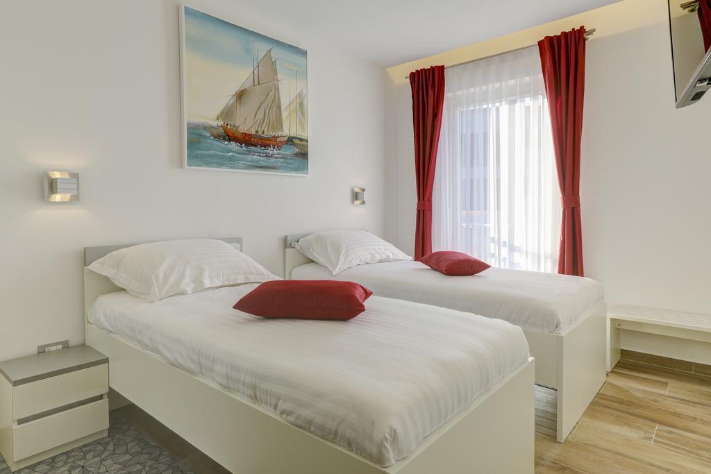 Viras Luxury Holiday Premantura Esterno foto