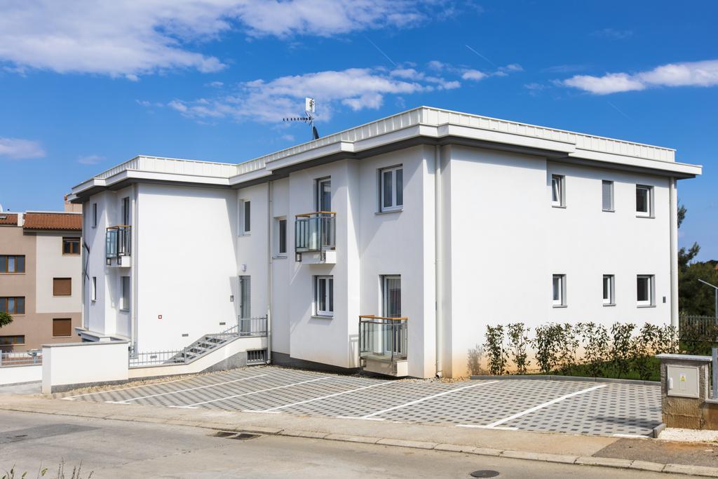 Viras Luxury Holiday Premantura Esterno foto