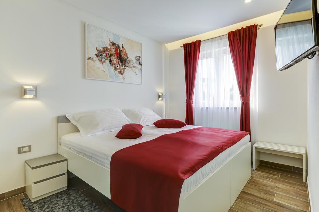 Viras Luxury Holiday Premantura Esterno foto